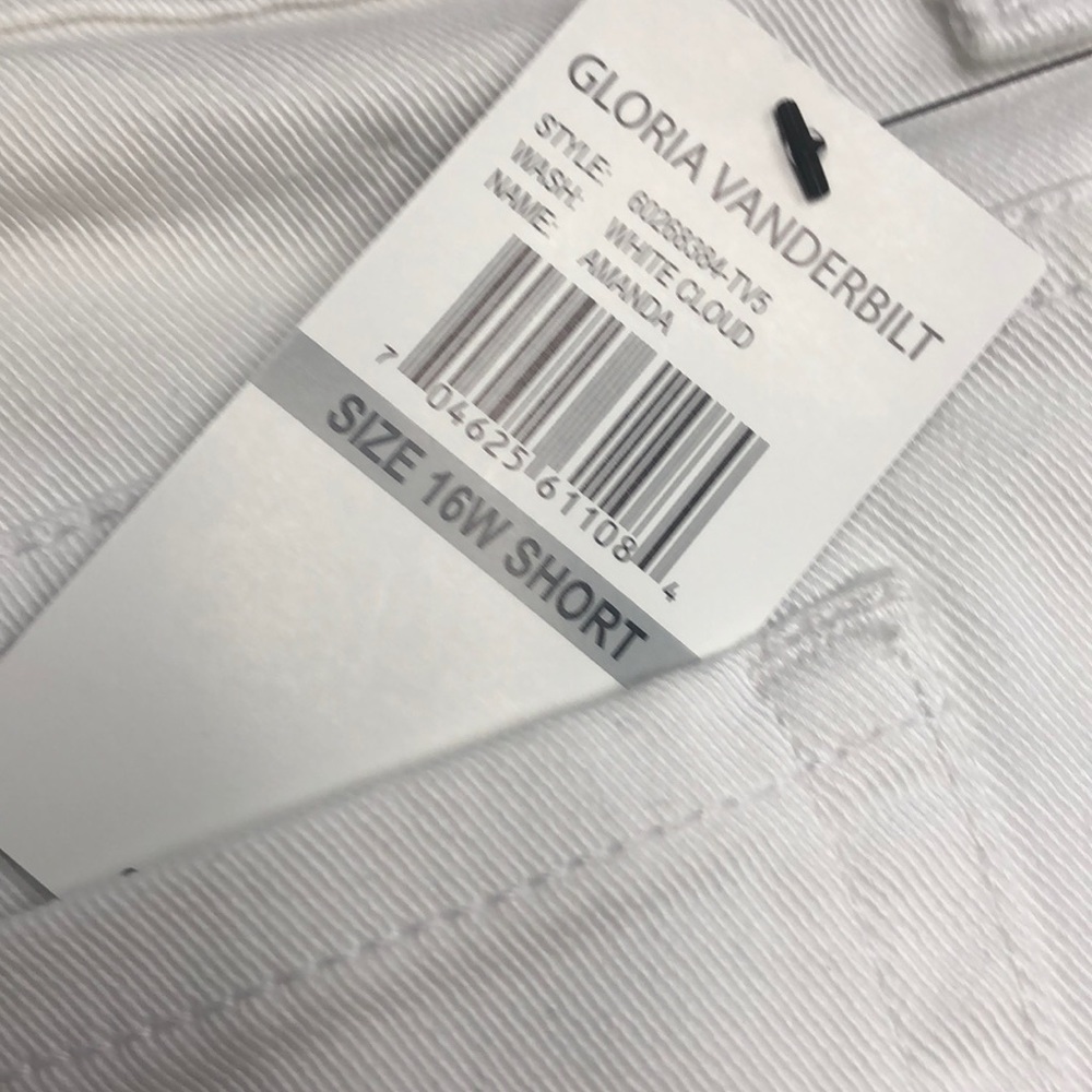 Gloria Vanderbilt® Amanda White Denim Jeans NWT - Picture 4 of 10